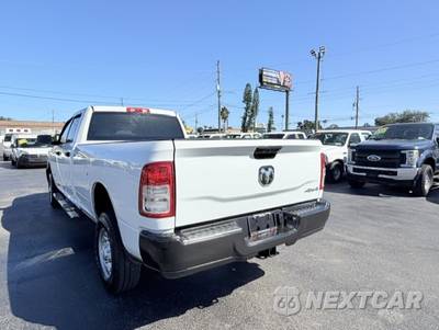 2019 Ram 2500 Tradesman Crew Cab Long Bed - zdjęcie 8 z 22 - miniatura