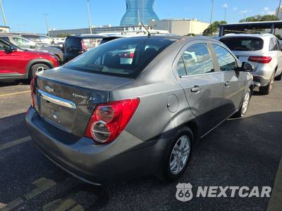2013 Chevrolet Sonic LT Sedan 1SD - zdjęcie 4 z 36 - miniatura