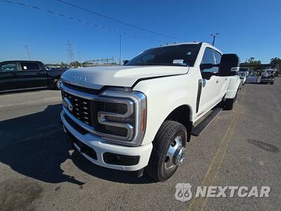 2025 Ford Super Duty F-350 Platinum Crew Cab Long Bed DRW