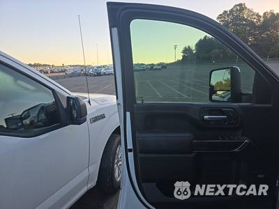 2021 GMC Sierra 2500HD SLT Crew Cab Medium Bed 4SA - zdjęcie 9 z 18 - miniatura