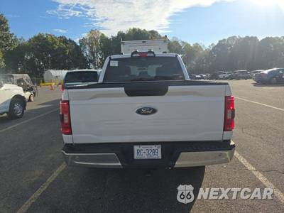 2022 Ford F-150 XLT Crew Cab Short Bed - zdjęcie 5 z 18 - miniatura