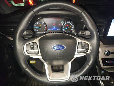 2023 Ford Explorer XLT - zdjęcie 10 z 28 - miniatura