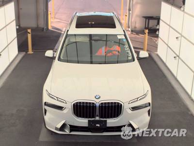 2027 BMW X7 xDrive40i - zdjęcie 2 z 22 - miniatura