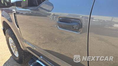 2021 Ford Super Duty F-250 XL Crew Cab Medium Bed - zdjęcie 20 z 24 - miniatura
