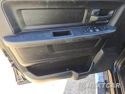 2018 Ram 2500 Tradesman Crew Cab Medium Bed - zdjęcie 9 z 30 - miniatura