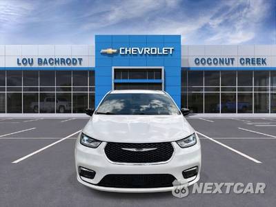 2024 Chrysler Pacifica Touring 121.6" WB - zdjęcie 4 z 40 - miniatura