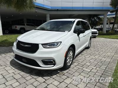 2024 Chrysler Pacifica Touring 121.6" WB - zdjęcie 21 z 40 - miniatura
