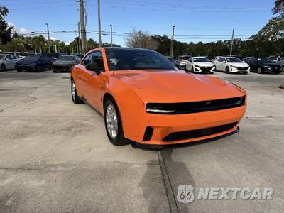 2025 Dodge Charger Daytona R/T 2-Door - zdjęcie 18 z 41 - miniatura