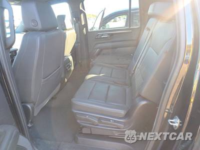 2025 Chevrolet Suburban LT 1LT - zdjęcie 13 z 20 - miniatura