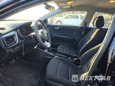 2023 Kia Rio LX Sedan - zdjęcie 7 z 33 - miniatura