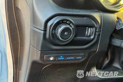 2024 Jeep Wrangler 4xe 4 Door Rubicon - zdjęcie 24 z 40 - miniatura