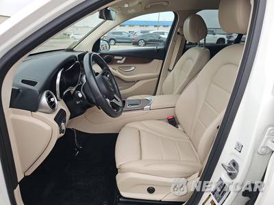 2022 Mercedes-Benz GLC 300 4MATIC - zdjęcie 7 z 26 - miniatura