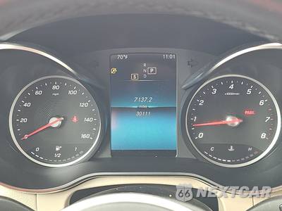 2022 Mercedes-Benz GLC 300 4MATIC - zdjęcie 12 z 26 - miniatura
