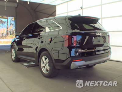 2026 Kia Sorento LX - zdjęcie 6 z 21 - miniatura
