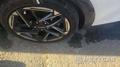 2025 Kia K4 GT-Line - zdjęcie 37 z 38 - miniatura