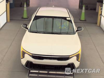 2025 Kia K4 GT-Line - zdjęcie 2 z 38 - miniatura