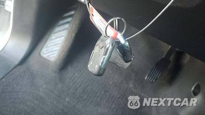 2020 Chevrolet Silverado 1500 LT Crew Cab Short Bed 1LT - zdjęcie 17 z 35 - miniatura