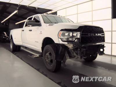 2020 Ram 3500 Tradesman Crew Cab Long Bed DRW - zdjęcie 3 z 26 - miniatura