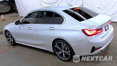 2021 BMW 3 Series Sedan 330i xDrive - zdjęcie 6 z 22 - miniatura