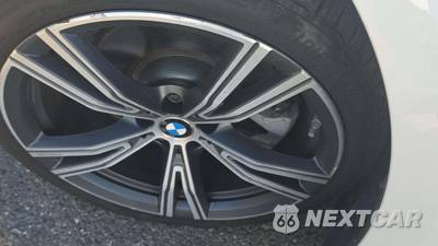 2021 BMW 3 Series Sedan 330i xDrive - zdjęcie 16 z 22 - miniatura