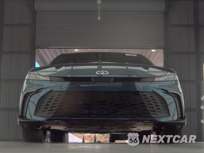 2026 Toyota Camry SE - zdjęcie 3 z 25 - miniatura