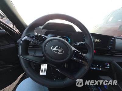 2026 Hyundai Elantra SEL Sport - zdjęcie 10 z 24 - miniatura