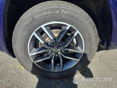 2018 Jeep Grand Cherokee Overland - zdjęcie 8 z 31 - miniatura