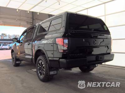 2021 Nissan TITAN PRO-4X Crew Cab Short Bed - zdjęcie 6 z 32 - miniatura