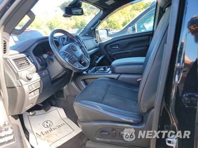 2021 Nissan TITAN PRO-4X Crew Cab Short Bed - zdjęcie 7 z 32 - miniatura