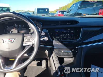 2024 Cadillac XT6 Premium Luxury - zdjęcie 11 z 31 - miniatura