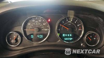 2016 Jeep Wrangler Unlimited Sport - zdjęcie 18 z 26 - miniatura