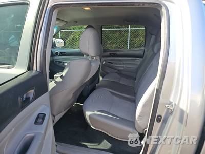 2015 Toyota Tacoma Crew Cab Medium Bed - zdjęcie 13 z 33 - miniatura