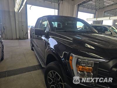 2023 Ford F-150 XLT Crew Cab Short Bed - zdjęcie 3 z 34 - miniatura
