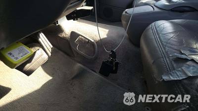 1996 GMC Suburban K1500 - zdjęcie 20 z 45 - miniatura