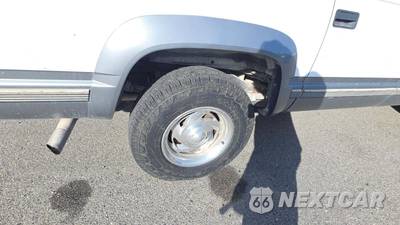 1996 GMC Suburban K1500 - zdjęcie 22 z 45 - miniatura