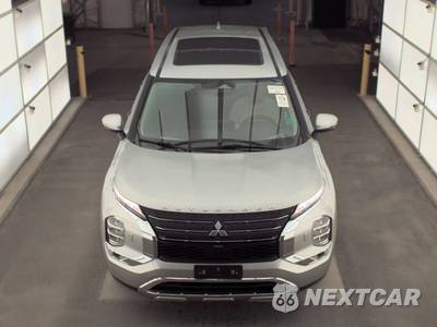 2025 Mitsubishi Outlander PHEV SE - zdjęcie 2 z 26 - miniatura
