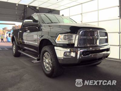 2017 Ram 3500 Laramie Crew Cab Medium Bed - zdjęcie 4 z 46 - miniatura