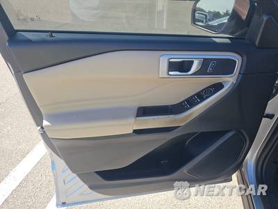 2022 Ford Explorer XLT - zdjęcie 9 z 38 - miniatura