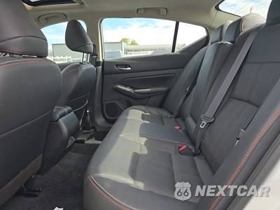 2024 Nissan Altima SR - zdjęcie 13 z 36 - miniatura
