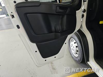2023 Ram ProMaster 1500 Cargo Van High Roof 136.0" WB - zdjęcie 9 z 23 - miniatura