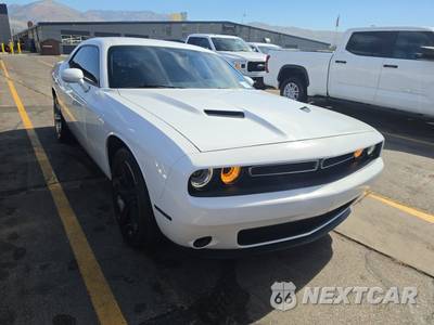 2018 Dodge Challenger SXT - zdjęcie 3 z 39 - miniatura