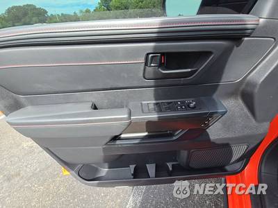 2022 Toyota Tundra Hybrid TRD Pro Crew Cab Short Bed - zdjęcie 9 z 20 - miniatura