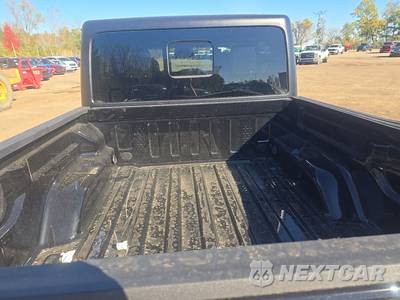 2027 Jeep Gladiator Rubicon Crew Cab Medium Bed - zdjęcie 16 z 17 - miniatura