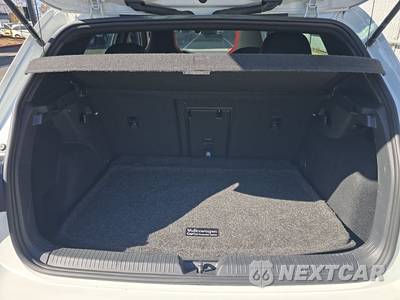2023 Volkswagen Golf GTI Autobahn - zdjęcie 16 z 21 - miniatura