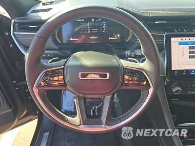 2023 Jeep Grand Cherokee L Overland - zdjęcie 10 z 25 - miniatura