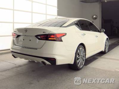 2023 Nissan Altima SL - zdjęcie 4 z 36 - miniatura