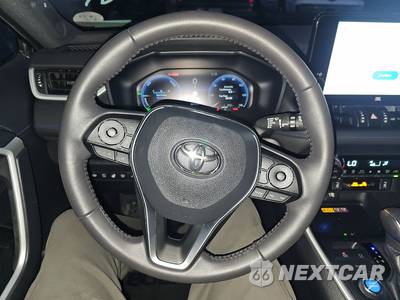 2025 Toyota RAV4 Hybrid XSE - zdjęcie 10 z 17 - miniatura