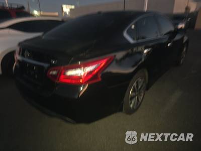 2016 Nissan Altima 2.5 SV - zdjęcie 4 z 24 - miniatura