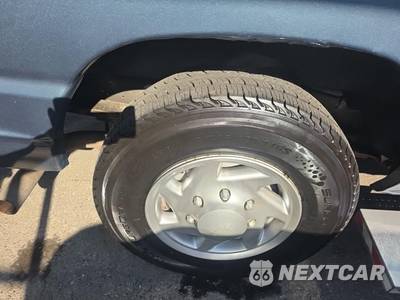 2014 Ford Super Duty E-350 Wagon XL 138.0" WB - zdjęcie 10 z 28 - miniatura