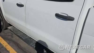 2015 GMC Sierra 1500 Crew Cab Medium Bed - zdjęcie 24 z 55 - miniatura